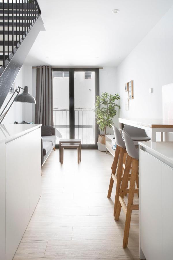 Urban Suites Sitges Apartments Exterior photo